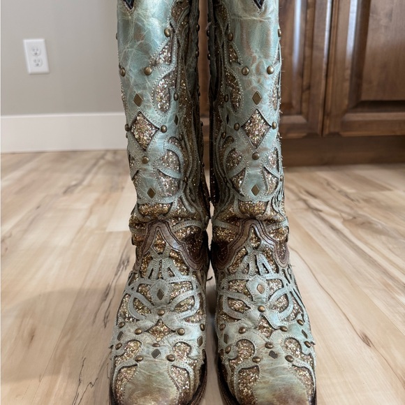 SOLD - Picture 3 of 11